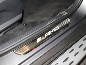 2017AMG GLC 43 4MATIC ؄e g