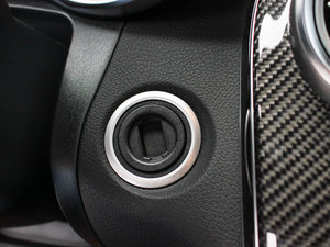 2017AMG GLC 43 4MATIC ؄e п؅^