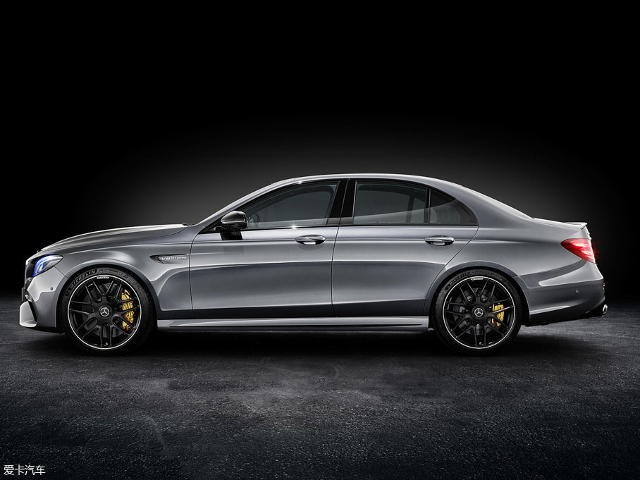 2017YEAMG AMG E 63 S