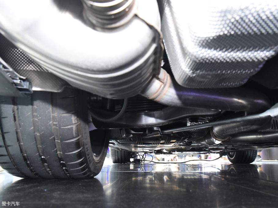 2017YEAMG AMG E 63 S 4MATIC+ ؄e