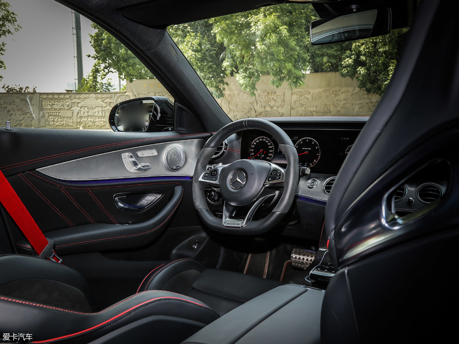 2017YEAMG AMG E 43 4MATIC ؄e