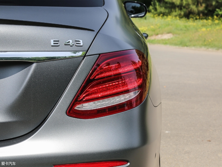 2017YEAMG AMG E 43 4MATIC ؄e