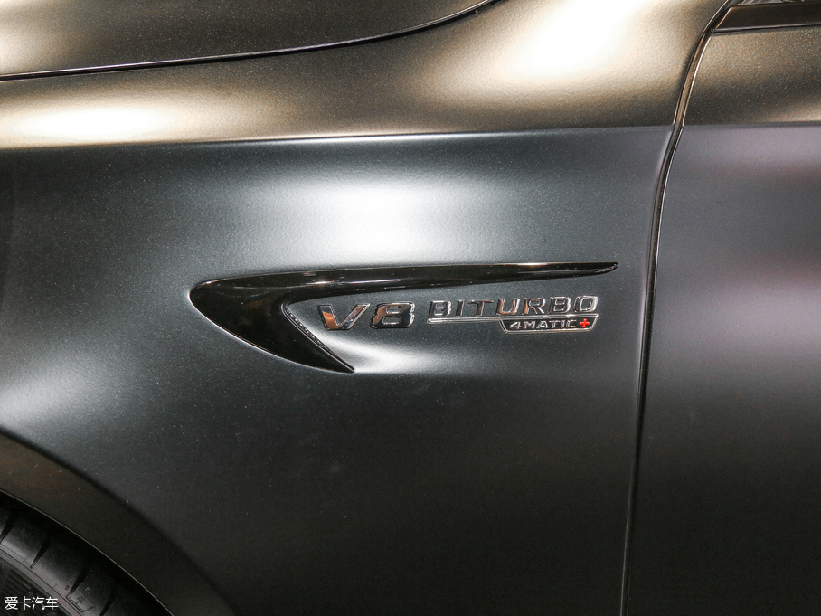 2017YEAMG AMG E 63 S 4MATIC+ ؄e