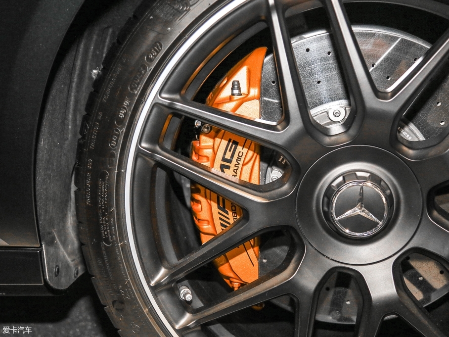 2017YEAMG AMG E 63 S 4MATIC+ ؄e