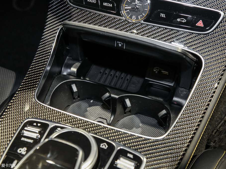 2017YEAMG AMG E 63 S 4MATIC+ ؄e