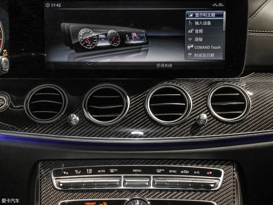 2017YEAMG AMG E 63 S 4MATIC+ ؄e