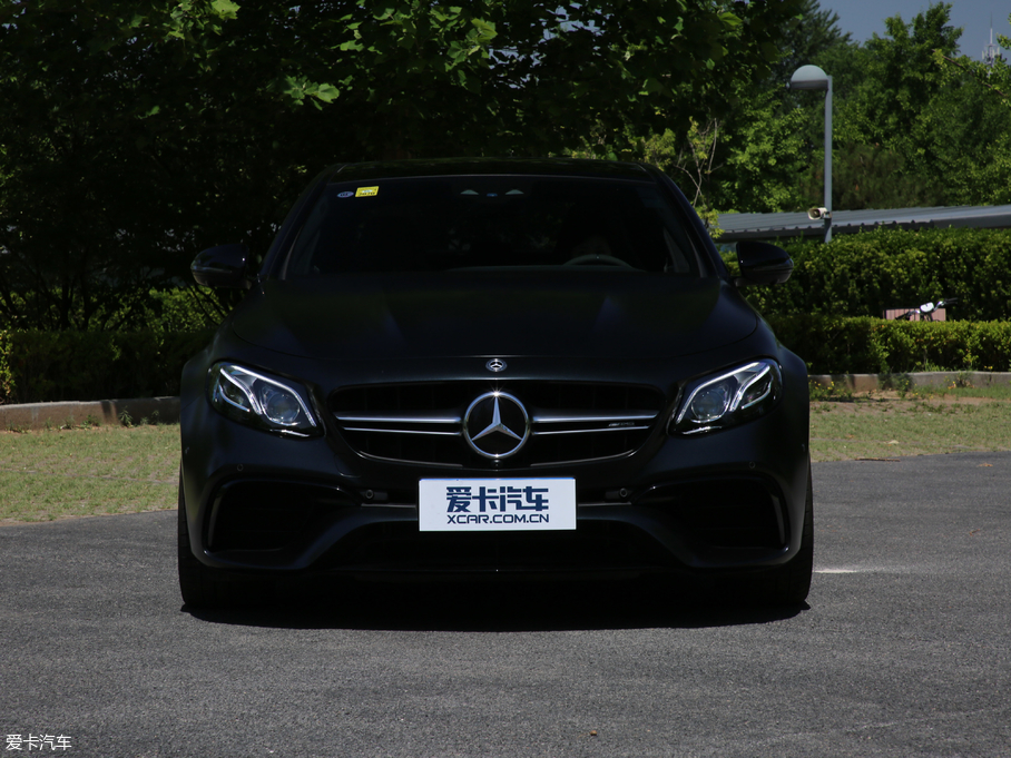 2017YE(j)AMG AMG E 63 S 4MATIC+ ؄e