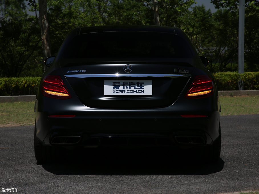 2017YE(j)AMG AMG E 63 S 4MATIC+ ؄e