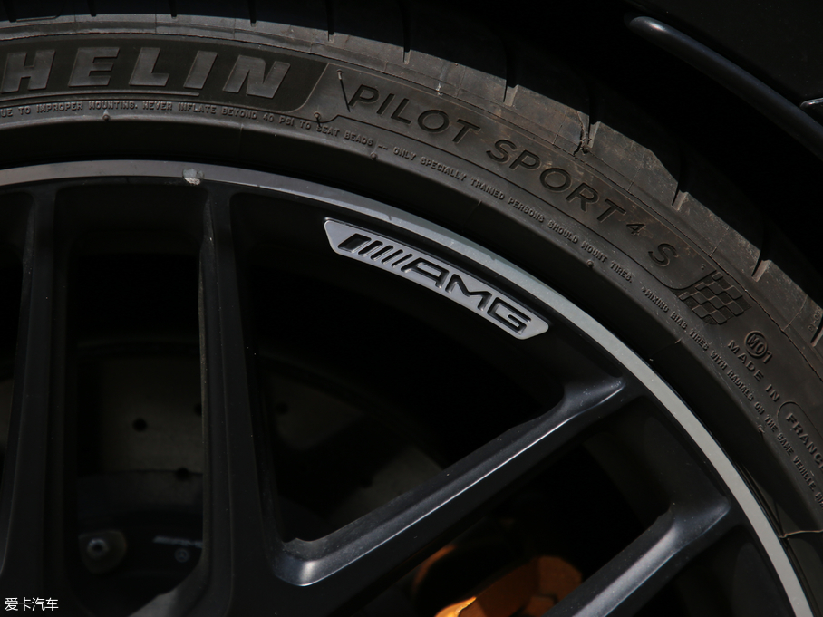 2017YE(j)AMG AMG E 63 S 4MATIC+ ؄e