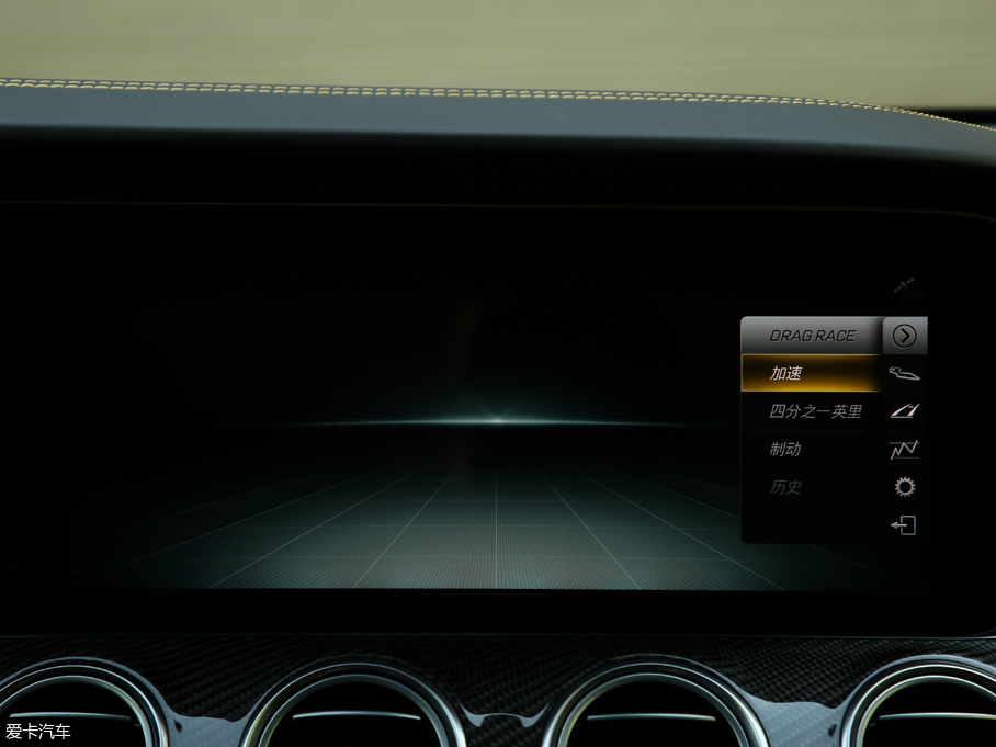 2017YE(j)AMG AMG E 63 S 4MATIC+ ؄e