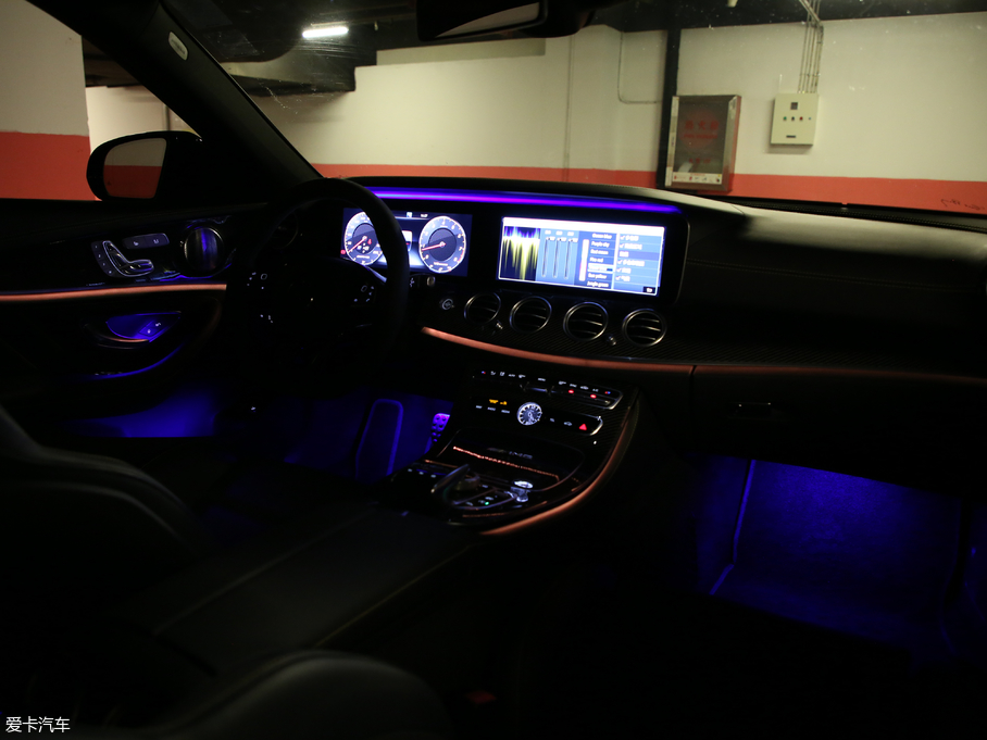 2017YEAMG AMG E 63 S 4MATIC+ ؄e