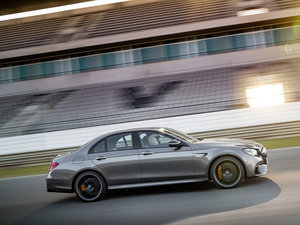 2017A(y)MG E 63 S w^