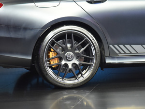 2017A(y)MG E 63 S 4MATIC+ ؄e (x)(ji)^