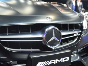 2017A(y)MG E 63 S 4MATIC+ ؄e (x)(ji)^