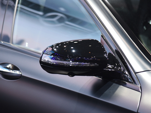 2017AMG E 63 S 4MATIC+ ؄e ^