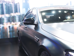 2017AMG E 63 S 4MATIC+ ؄e ^