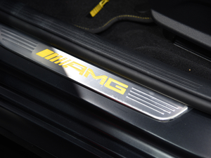 2017AMG E 63 S 4MATIC+ ؄e g