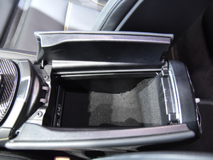 2017AMG E 63 S 4MATIC+ ؄e g