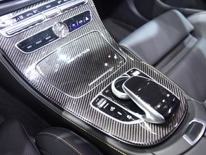 2017AMG E 63 S 4MATIC+ ؄e п؅^