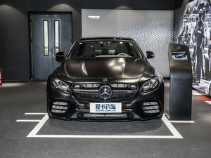 2017AMG E 63 S 4MATIC+ ؄e ǰ