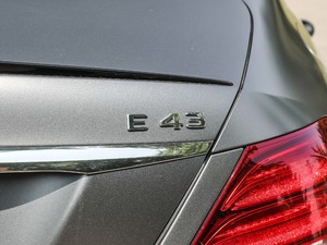 2017AMG E 43 4MATIC ؄e ^