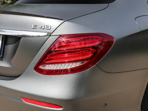 2017AMG E 43 4MATIC ؄e ^