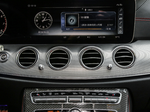 2017AMG E 43 4MATIC ؄e {L