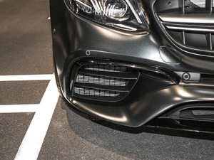 2017AMG E 63 S 4MATIC+ ؄e ^