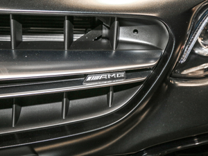 2017AMG E 63 S 4MATIC+ ؄e ^