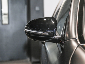 2017AMG E 63 S 4MATIC+ ؄e ^