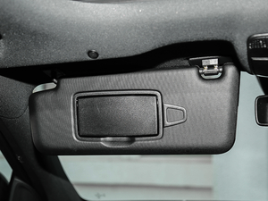 2017A(y)MG E 63 S 4MATIC+ ؄e g