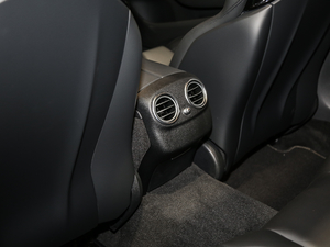 2017AMG E 63 S 4MATIC+ ؄e g