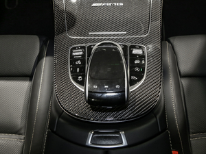 2017A(y)MG E 63 S 4MATIC+ ؄e п؅^(q)