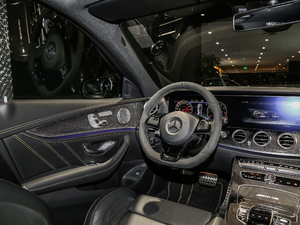 2017A(y)MG E 63 S 4MATIC+ ؄e п؅^(q)