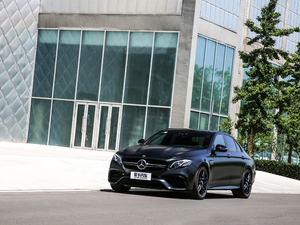 2017AMG E 63 S 4MATIC+ ؄e w^