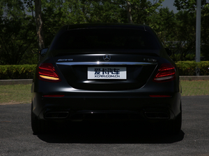 2017AMG E 63 S 4MATIC+ ؄e ^
