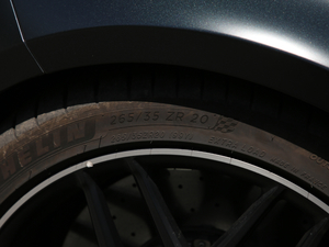 2017AMG E 63 S 4MATIC+ ؄e ^