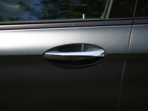 2017AMG E 63 S 4MATIC+ ؄e {T