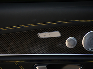 2017AMG E 63 S 4MATIC+ ؄e g