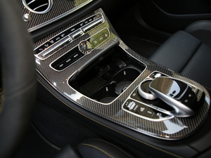 2017AMG E 63 S 4MATIC+ ؄e g