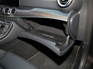 2017AMG E 63 S 4MATIC+ ؄e 