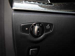 2017AMG E 63 S 4MATIC+ ؄e g