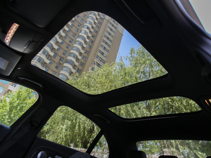 2017AMG E 63 S 4MATIC+ ؄e g