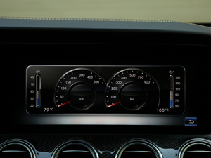 2017A(y)MG E 63 S 4MATIC+ ؄e п؅^(q)