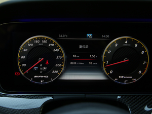 2017AMG E 63 S 4MATIC+ ؄e п؅^