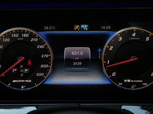 2017AMG E 63 S 4MATIC+ ؄e п؅^