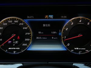 2017AMG E 63 S 4MATIC+ ؄e п؅^