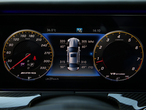 2017AMG E 63 S 4MATIC+ ؄e п؅^