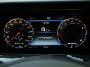 2017AMG E 63 S 4MATIC+ ؄e п؅^