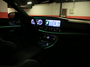 2017AMG E 63 S 4MATIC+ ؄e п؅^